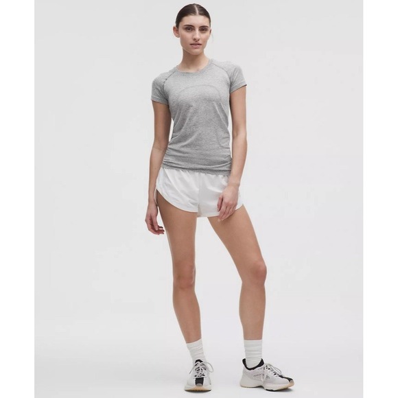 Lululemon Swiftly Tech Short Sleeve Shirt 2.0 Gray Womens Size 12 Hip Length - Picture 4 of 10